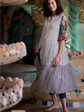 Alembika Floral Sleeve Crinkled Chiffon Maxi Dress in Multicolor